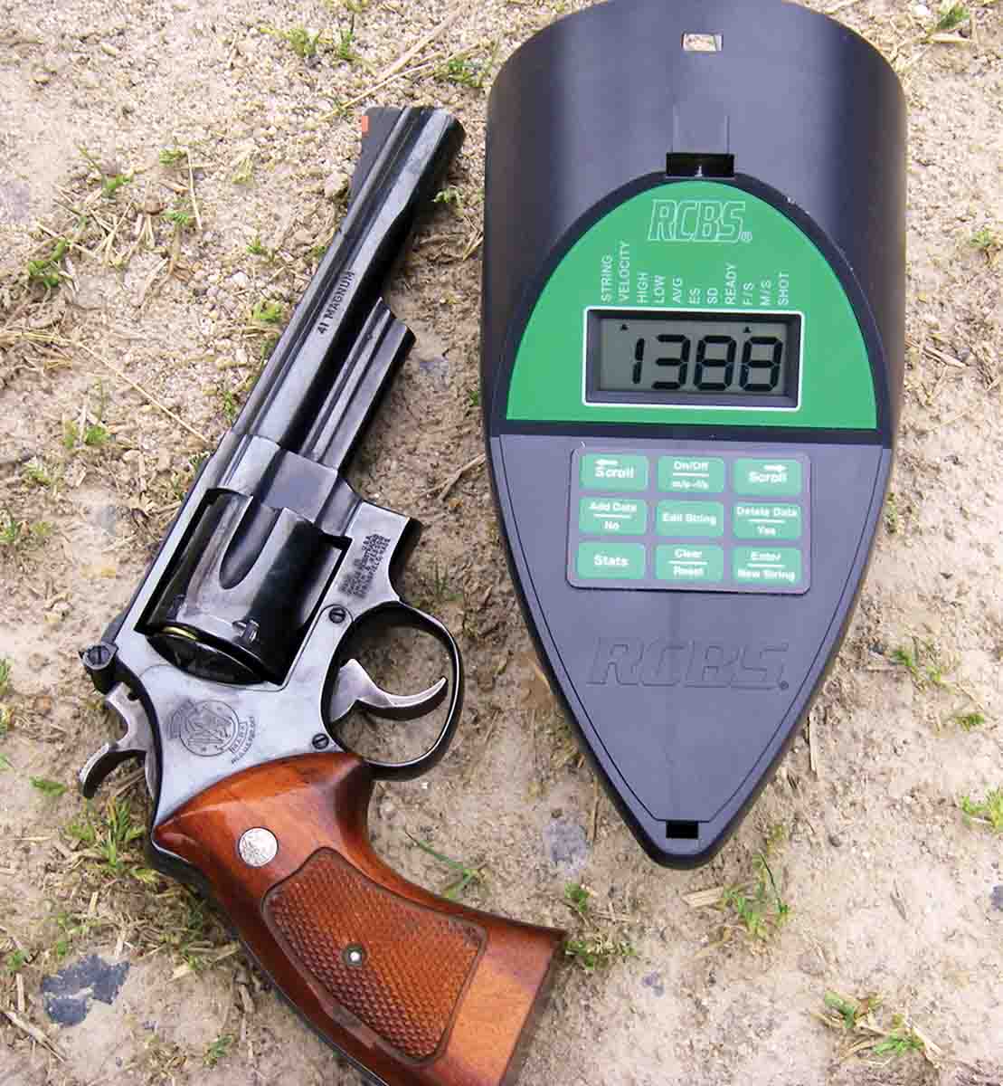 A Smith & Wesson Model 57-1 .41 Magnum with a 6-inch barrel was used to develop handload data.
